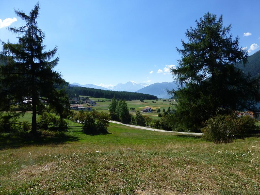 Haus Fliri Hotel Curon Venosta Buitenkant foto