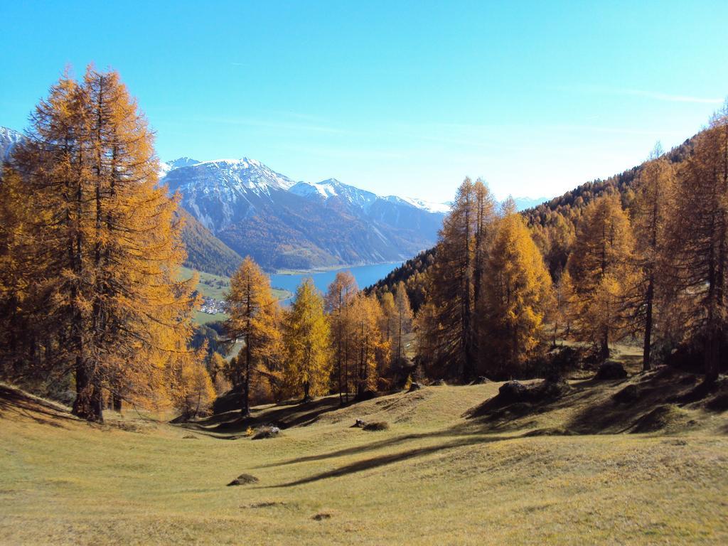 Haus Fliri Hotel Curon Venosta Buitenkant foto