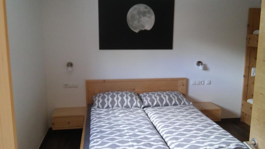 Haus Fliri Hotel Curon Venosta Buitenkant foto